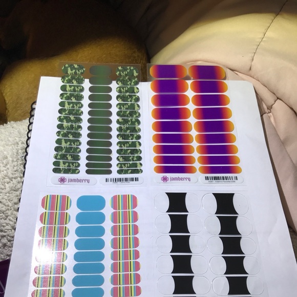 Jamberry full sheets includes seaside sparkle - Picture 8 of 8